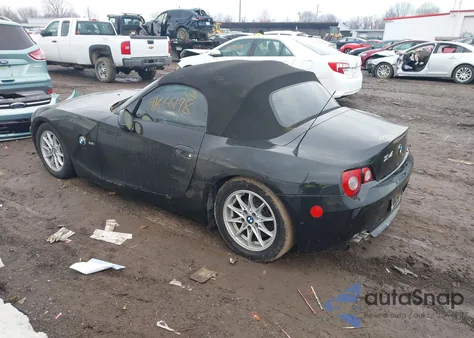 2005 BMW Z4 2.5I z USA, uszkodzony, nr VIN 4USBT33535LS54102